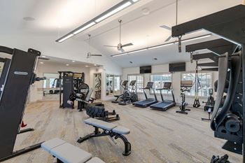 Cardio & weightlifting studio